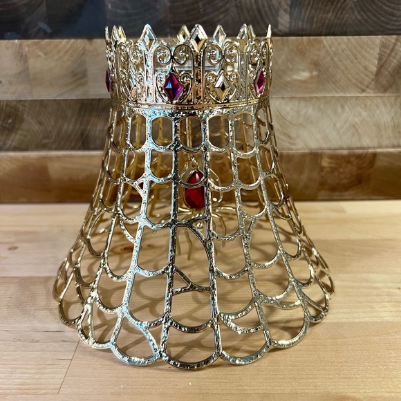 Bath & Body Works Other - Bath and Body Works Spider pedestal candle holder, new